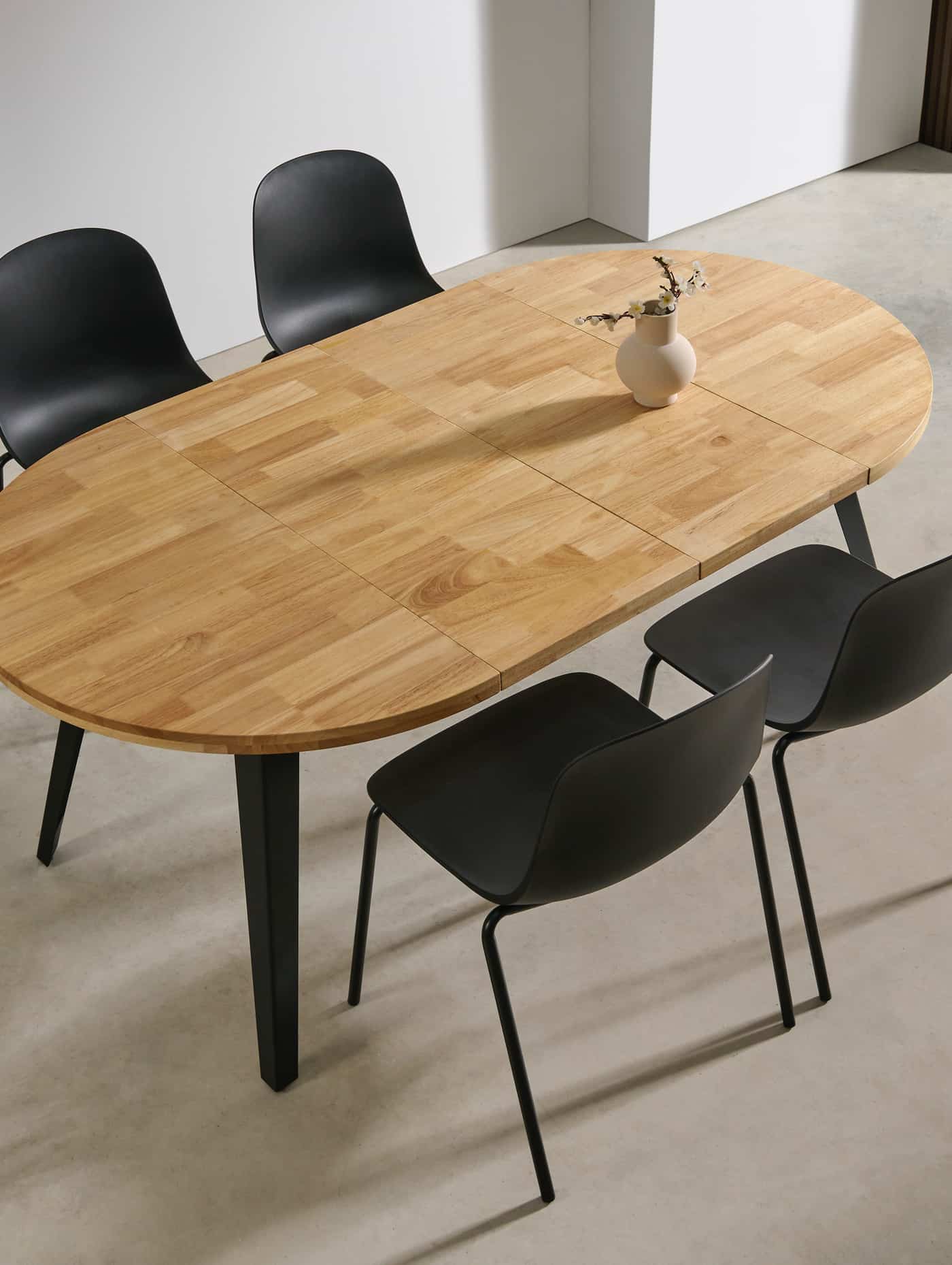 Ventajas de las mesas extensibles. Todo lo que tienes que saber.