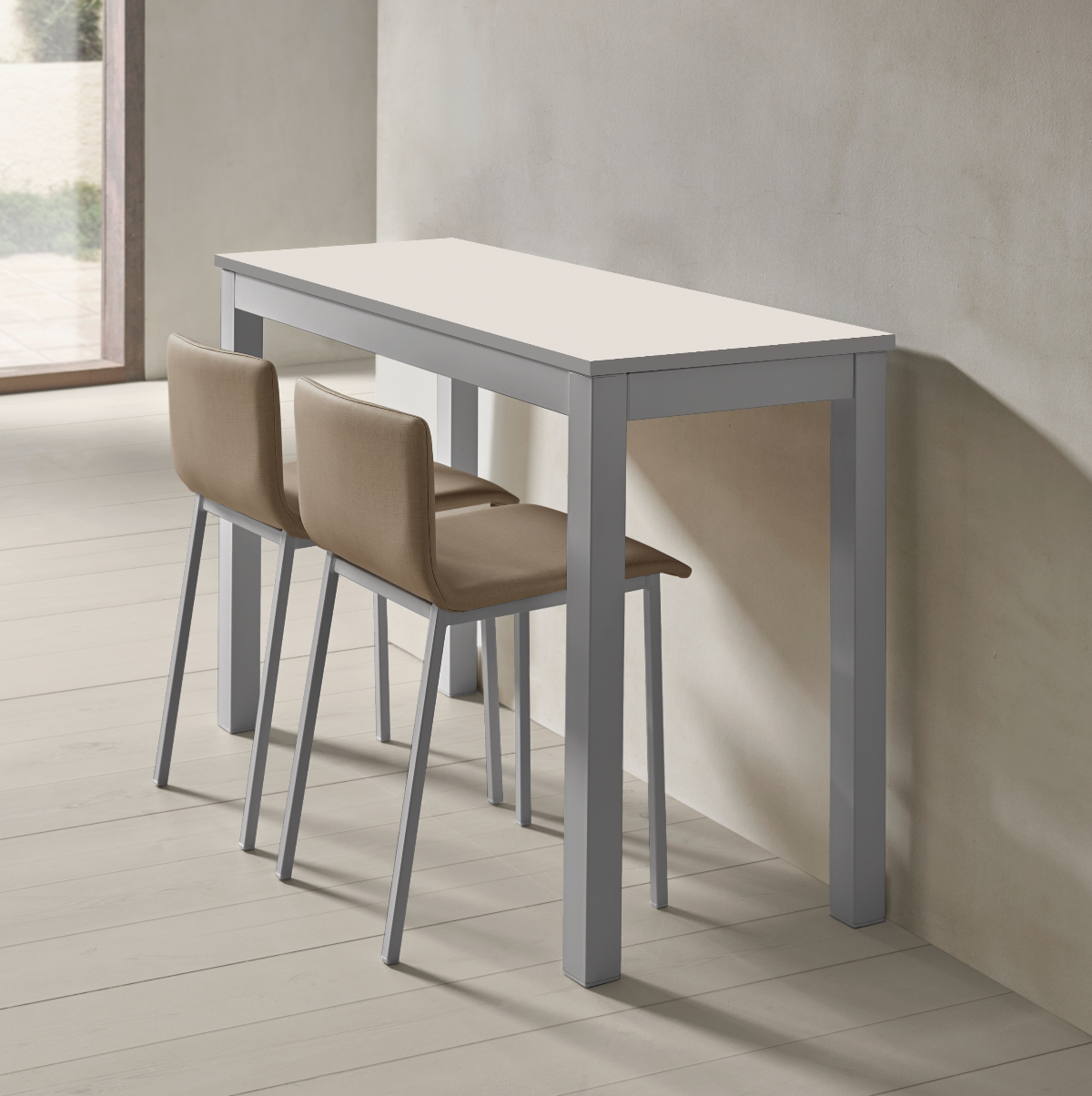 Mesa de cocina estrecha blanca con patas grises